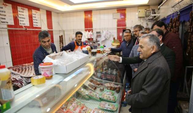 Dr. Memduh Büyükkılıç: "Hacılar, kablo üretimi ile dünyanın markası”