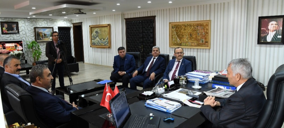 Isparta Belediye Başkanı Günaydın, Sendikacıları ağırladı