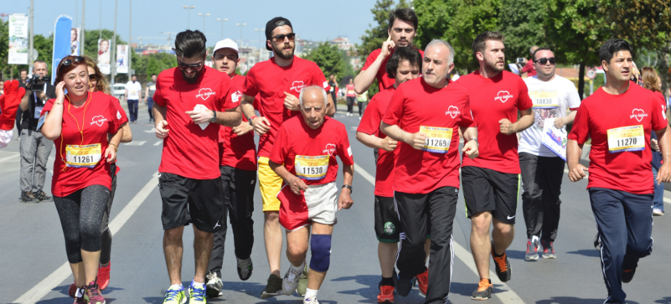 Türkiye'nin lisanslı en yaşlı atletiydi!