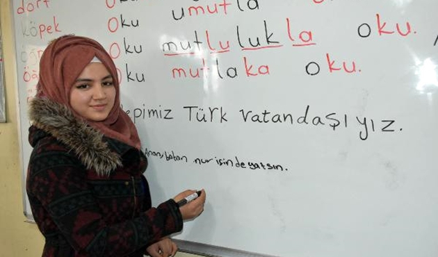 Sivas'ta mültecilere Türkçe eğitim veriliyor
