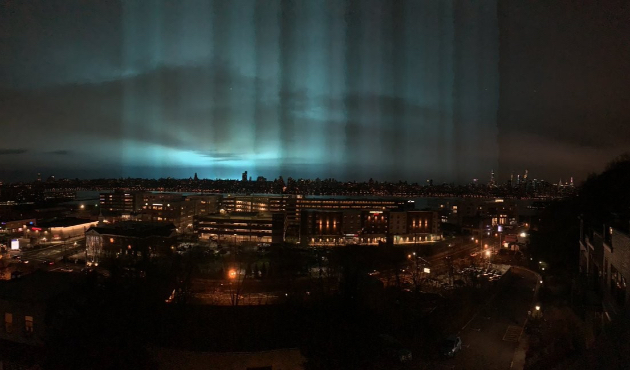 New York’ta trafo patlaması şehri maviye bürüdü!