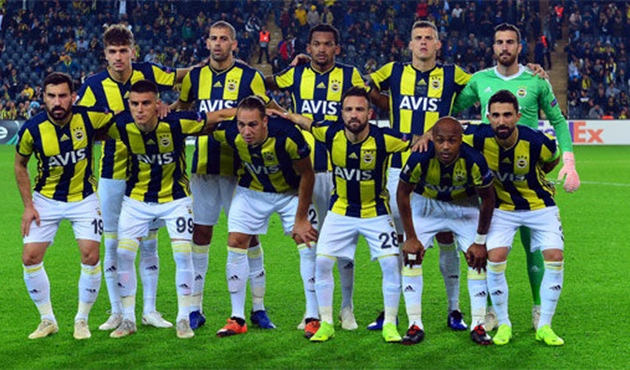 Fenerbahçe’de 14 futbolcunun sözleşmesi sona eriyor!