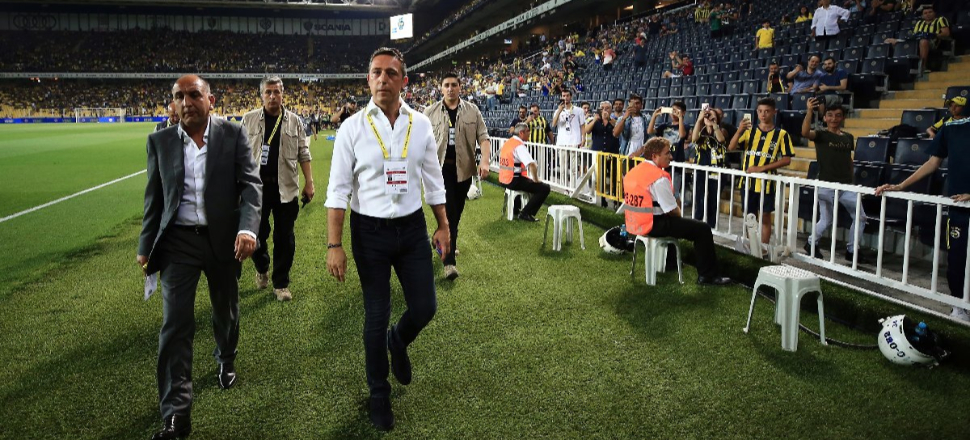 Yıldızlar, Fenerbahçe'ye gelmek istemiyor!