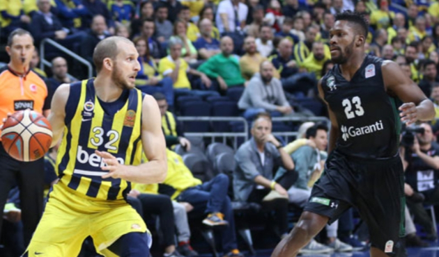 Fenerbahçe, Darüşşafaka'ya fark attı!