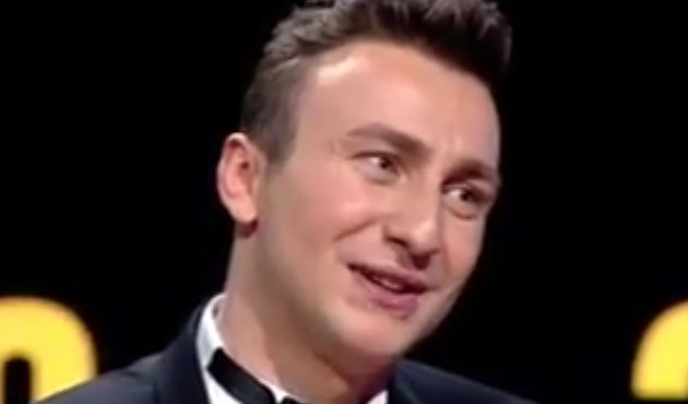 Her taşın altından da Sinem çıkıyor!