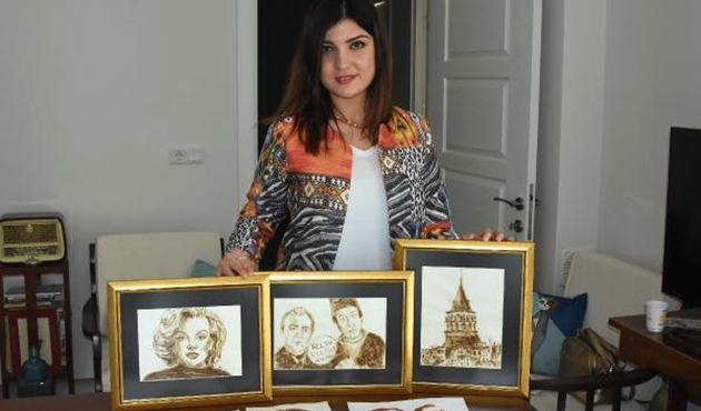 Edirne'de kahve telvesinden yaptığı resimlerle AVM'de sergi açtı