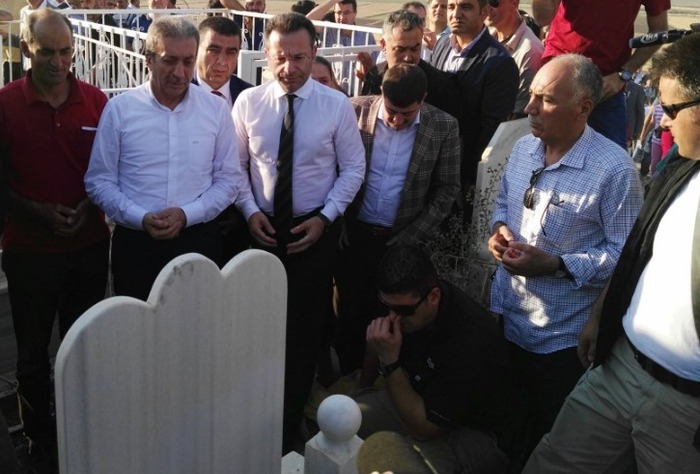 Bombalarıyla geldiler, yine de Mehdi Eker'i korkutamadılar!