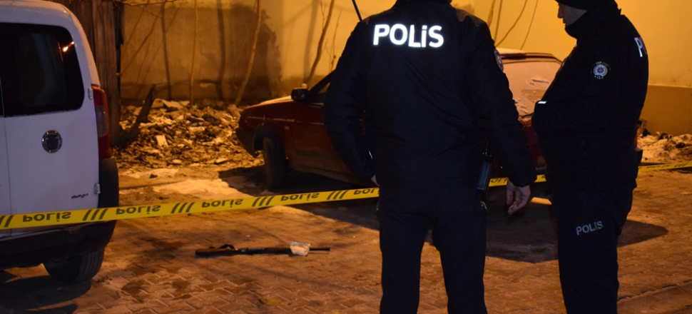 Kan davalı aileler çatıştı: 1 ölü, 1 yaralı...