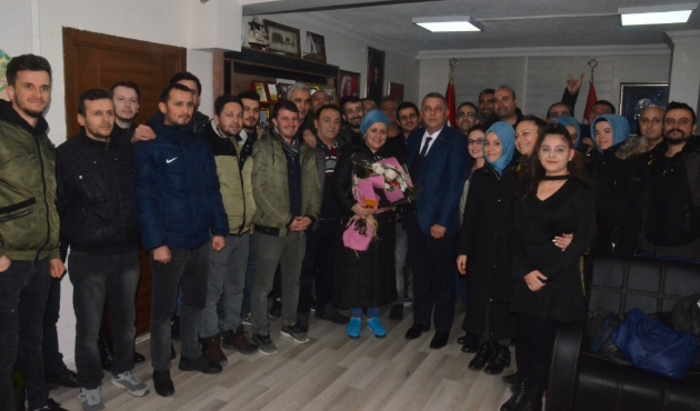 Düzce'de İşçilerden MHP’li başkan adayı Bıyık’a destek