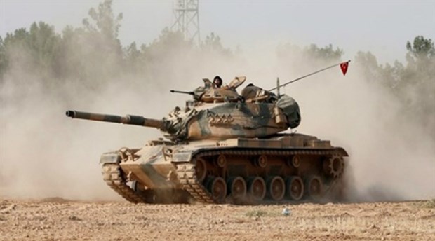 TSK: Obüsler Suriye'de 10 DAEŞ hedefine 25 atış yaptı