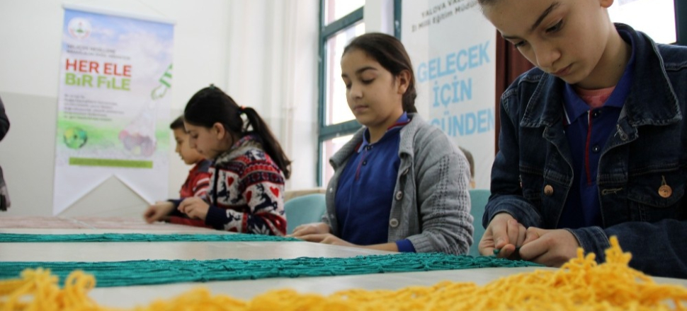Yalova’da “Her Ele Bir File”