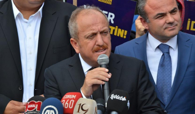 AK Parti il başkanı Karadağ görevinden istifa etti!