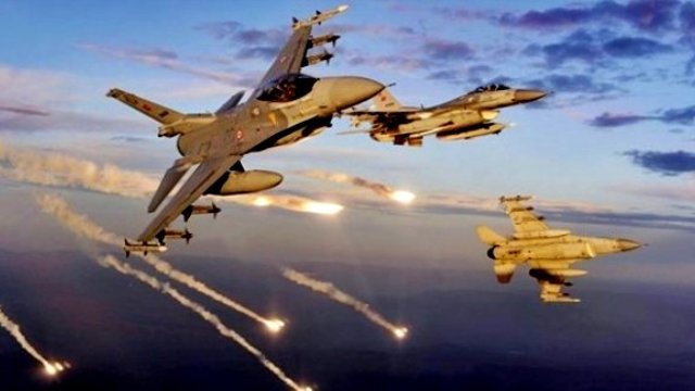 Fırat Kalkanı'nda 20. gün... DAEŞ mevzileri imha edildi