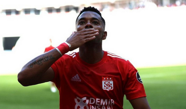 Robinho imzayı atıyor!