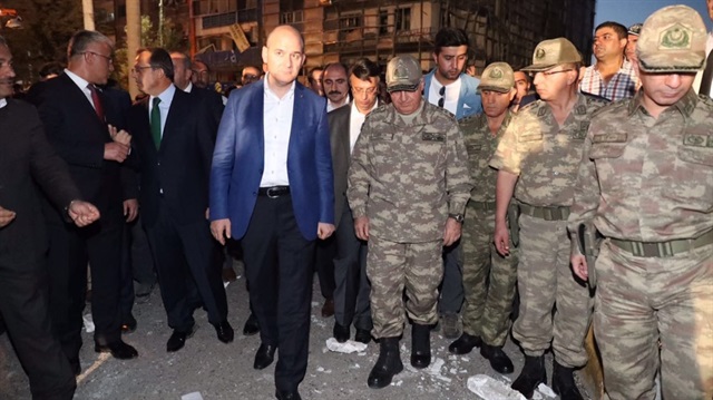 İçişleri Bakanı Süleyman Soylu Van'da saldırı noktasını inceledi