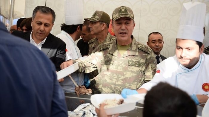 Org. Akar'dan bayram mesajı: Tek terörist kalmayıncaya kadar...