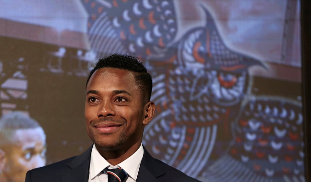 Robinho resmi imzayı attı!