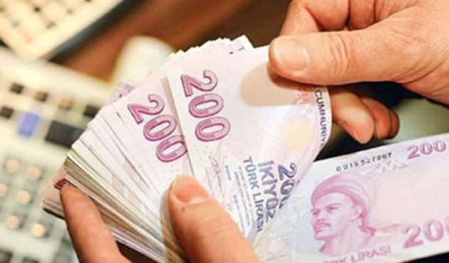 Memura bu ay 3 zam birden yapılacak!