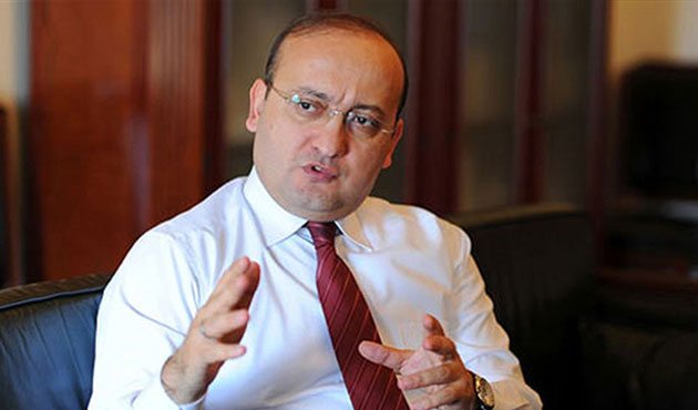 Yalçın Akdoğan'dan belediye başkan adaylarına rehberlik edecek bir yazı