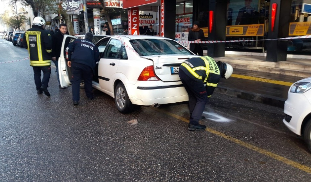 Adıyaman'da otomobildeki gaz sızıntısına itfaiye müdahalesi