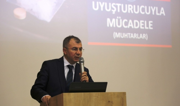 Artvin'de muhtarlara “Bağımlılıkla Mücadele”  semineri