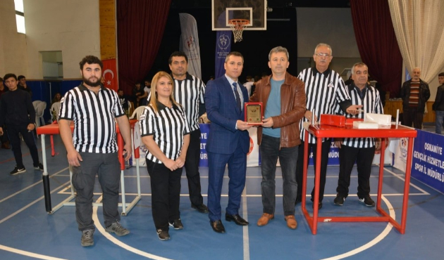 Osmaniye'de Bilek Güreşi Bölge Şampiyonası gerçekleşti