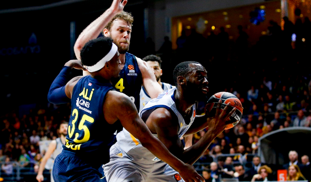Fenerbahçe Beko uzatmada yıkıldı...