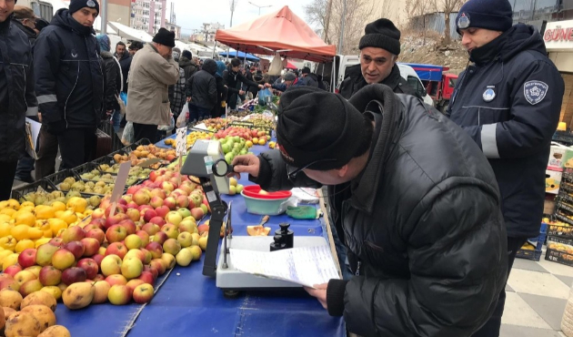 Tekirdağ'da zabıta ekipleri pazar denetimlerini arttırdı