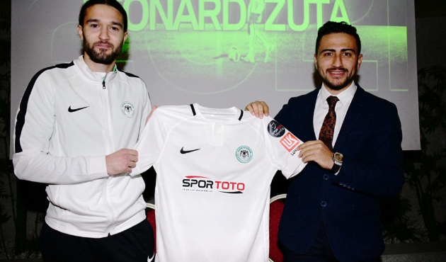 Leonard Zuta Atiker Konyaspor'a imzayı attı...