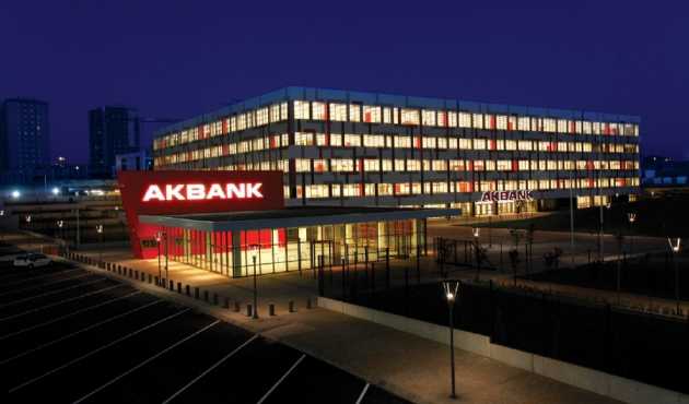 Akbank Genel Müdürlüğü'de tenkisat başladı!