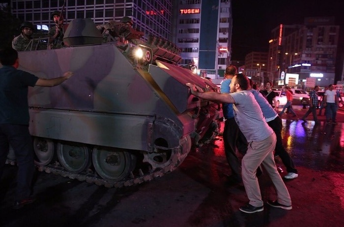 Kin kustu: 15 Temmuz'un başarısız olmasına üzüldüm!