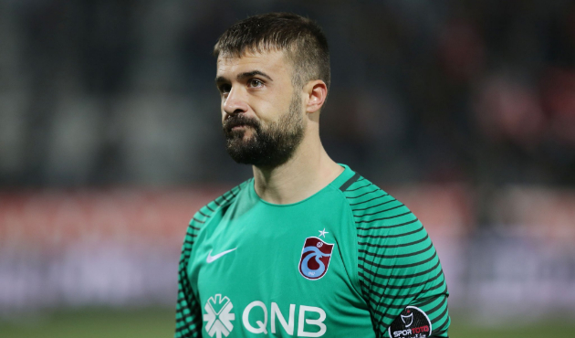 "Benim için bu iş bitti. Futbolu bırakıyorum"