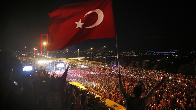 Kati Piri: Türk halkı heykelinin dikilmesini hak ediyor