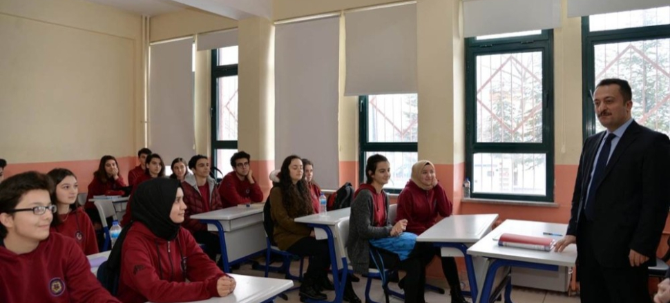 Bilecik'te Vali Şentürk Fen Lisesi öğrencileriyle buluştu