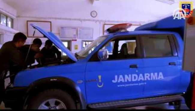Jandarmadan üçüz askerlere "Babalar Günü" sürprizi!
