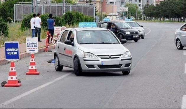 Ehliyet sınavında yeni dönem!