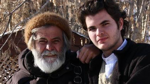 Tarık Akan'ın oğlundan sert açıklama: Bazıları şov amaçlı konuşuyor!