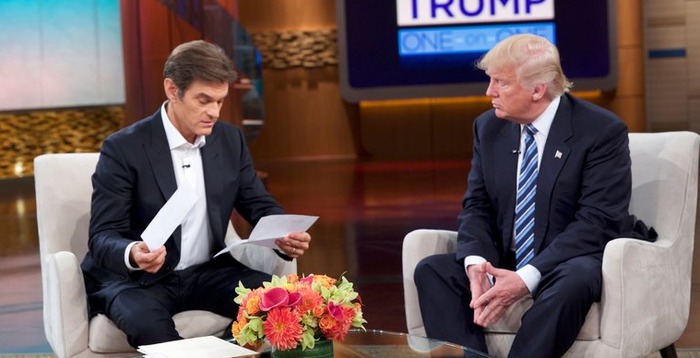 Donald Trump, tahlil sonuçlarını Mehmet Öz'e gösterdi