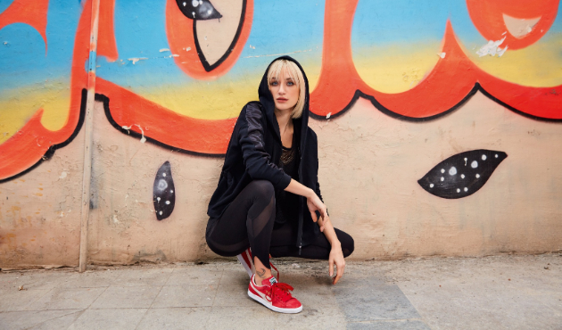 Didem Soydan'dan takipçisine cinsel organlı gönderme!