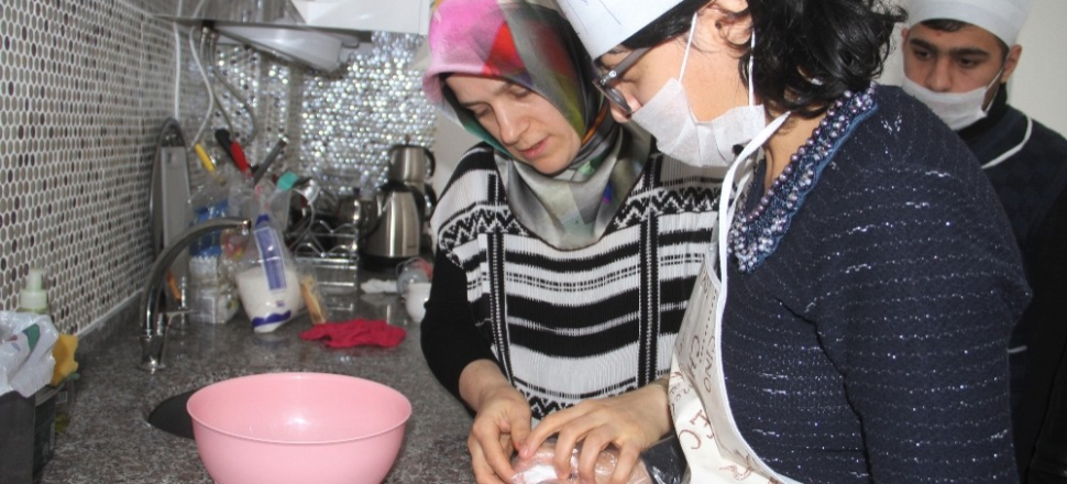 Elazığ'da engelli çocuklar bu evde hayata hazırlanıyor