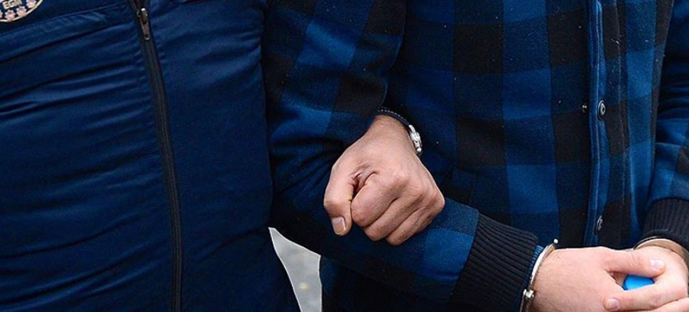 FETÖ'den aranan ünlü iş adamı İzmir'de yakalandı