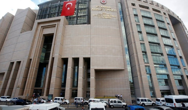 Adliyeye suikast silahıyla girmeye çalıştı!