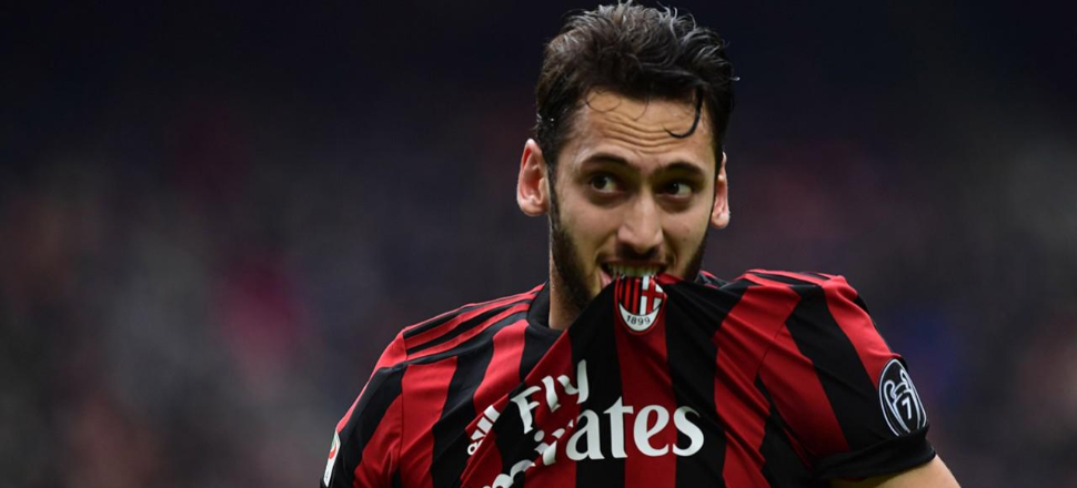 Hakan Çalhanoğlu Premier Lig yolcusu!
