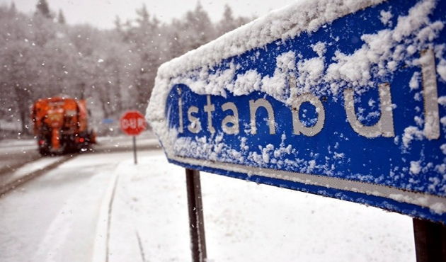 Meteoroloji uyardı! İstanbul'a kar geri geliyor...