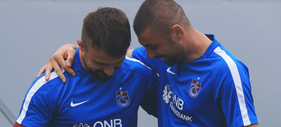 Burak Yılmaz'dan Onur Kıvrak'a veda mesajı!