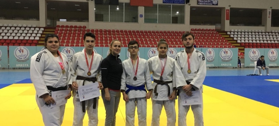 Amasya'da Düzceli Judocular rüzgarı esti