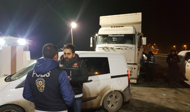 Erzurum'da uyuşturucu tacirlerine ağır darbe...