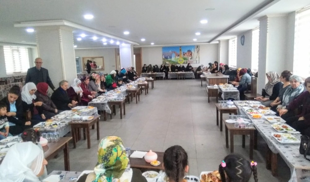 Diyarbakır Silvanlı kadınlar kahvaltıda buluştu