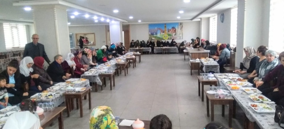 Diyarbakır Silvanlı kadınlar kahvaltıda buluştu