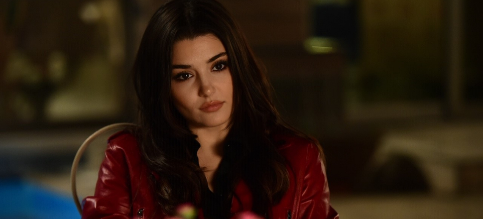 Hande Erçel yeni dizisinin mutluluğunu yaşayamadı!